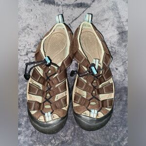 Women's Brown Outdoor Sandal with Light Blue Accents